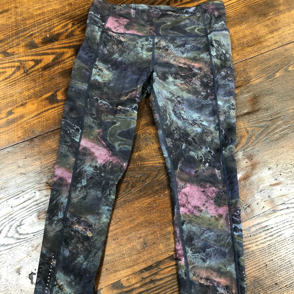 EUC Lululemon Fast and Free Leggings size 10